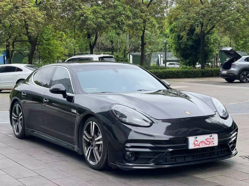 佛山12年保時捷帕拉梅拉2