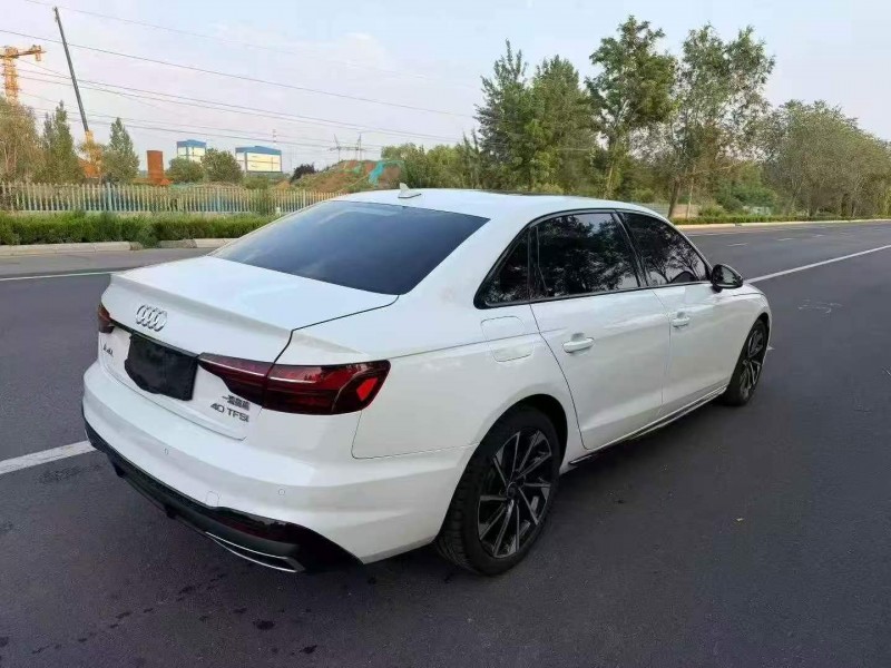 烟台23年奥迪A4L4
