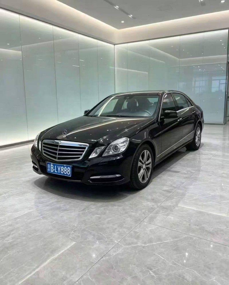 济南12年奔驰E2