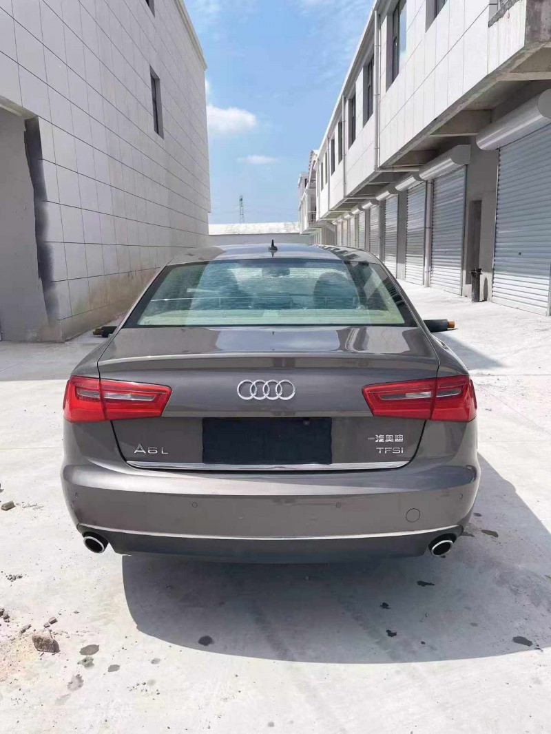 长治14年奥迪A6L8