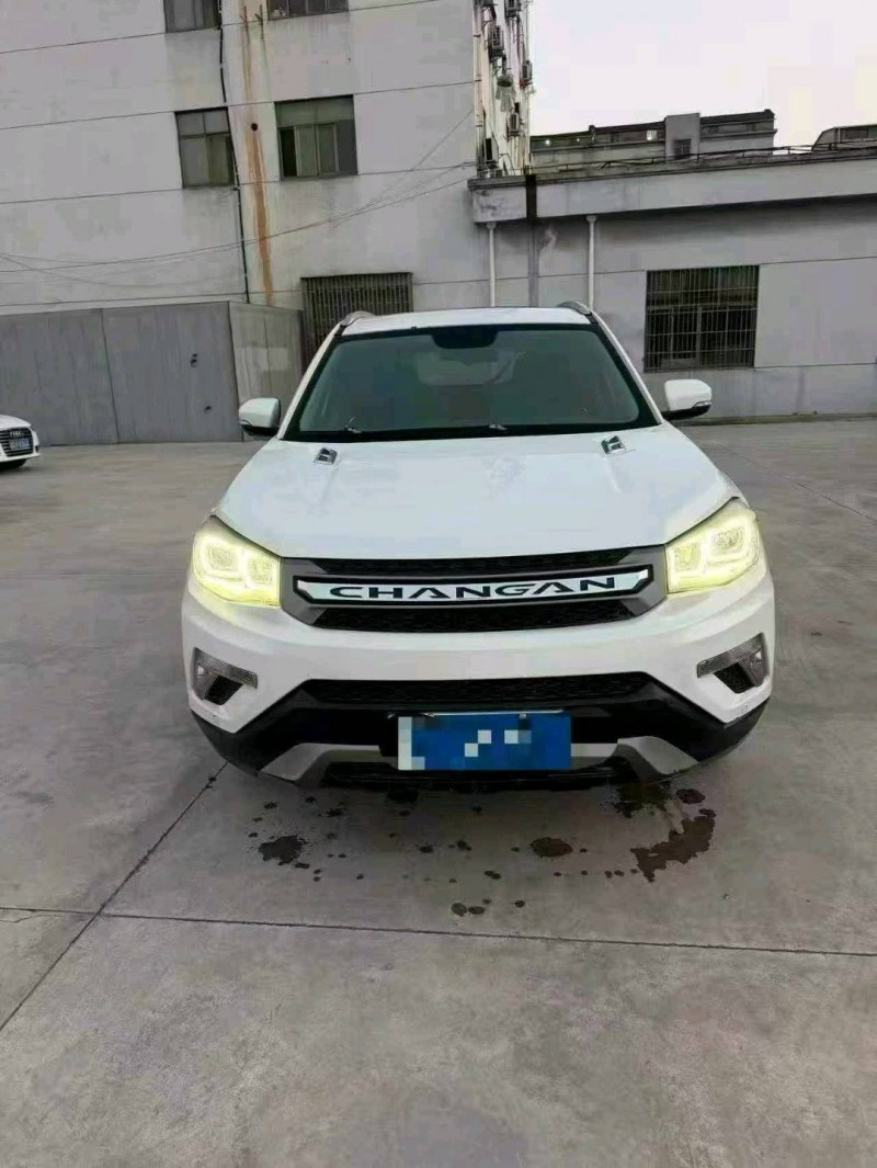 嘉兴16年长安汽车CS751