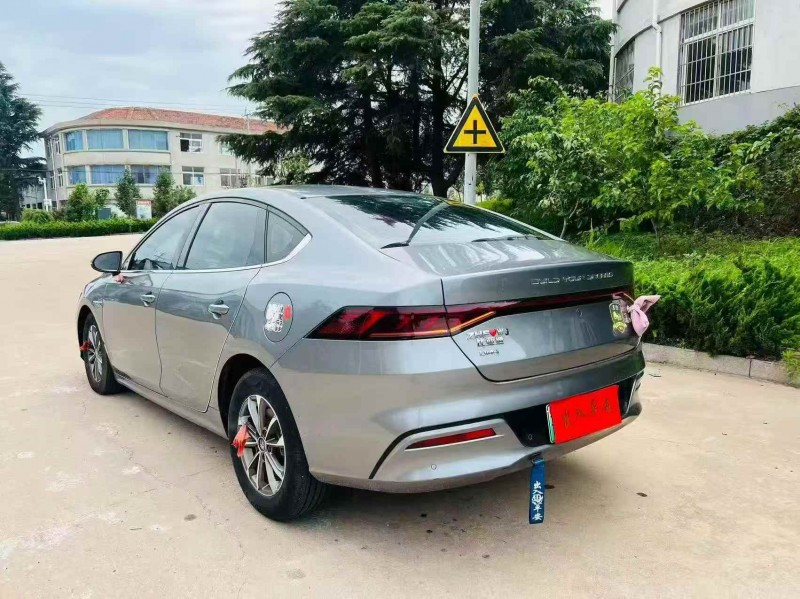 枣庄23年比亚迪秦8