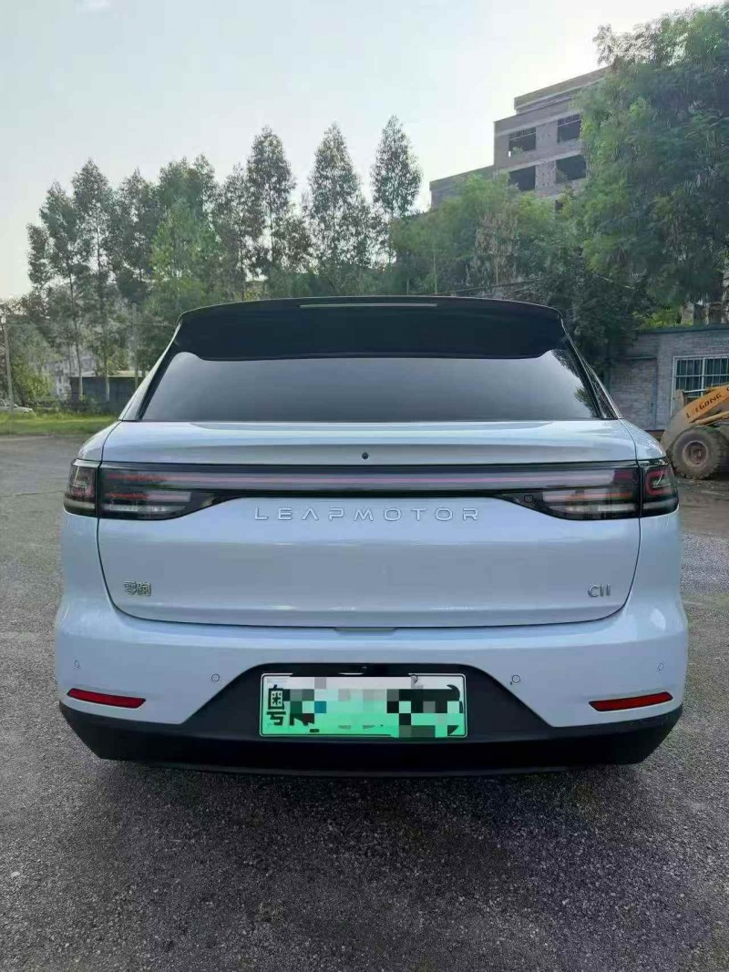 广州26年零跑汽车C119
