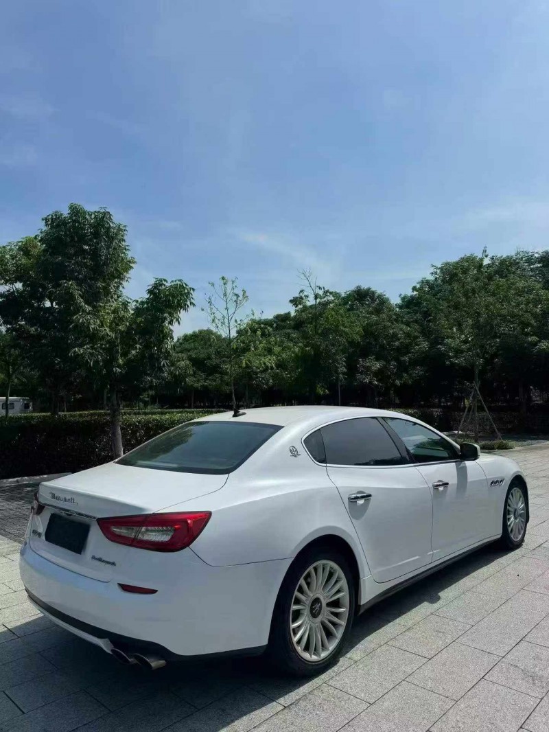 嘉兴13年玛莎拉蒂总裁8