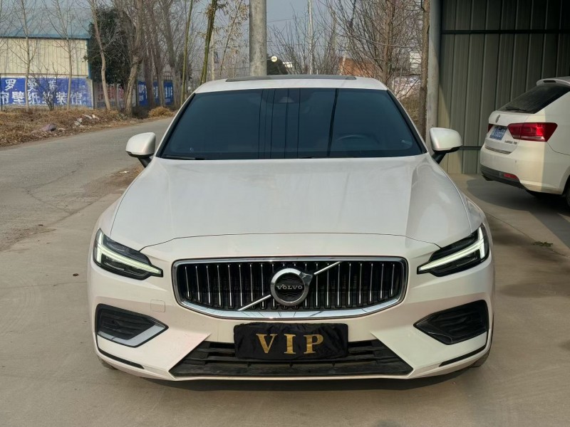 新乡22年沃尔沃S60L1