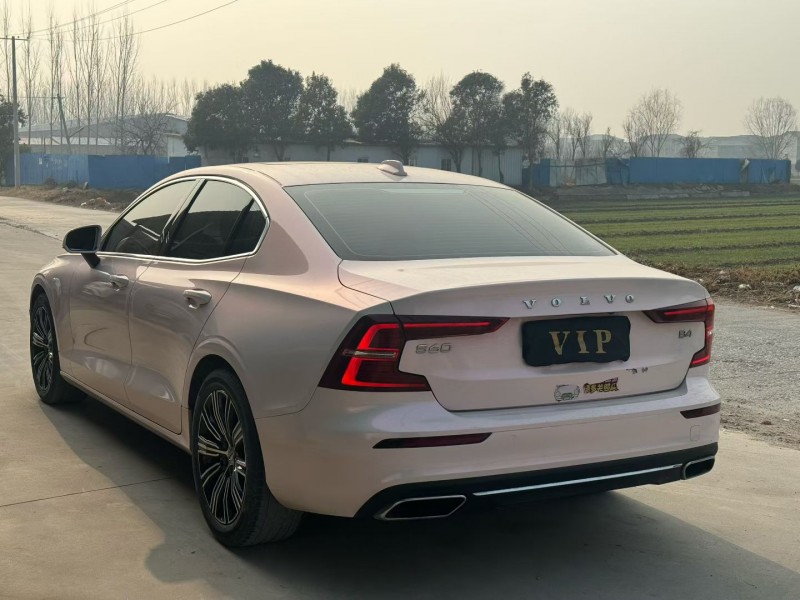 新乡22年沃尔沃S60L9