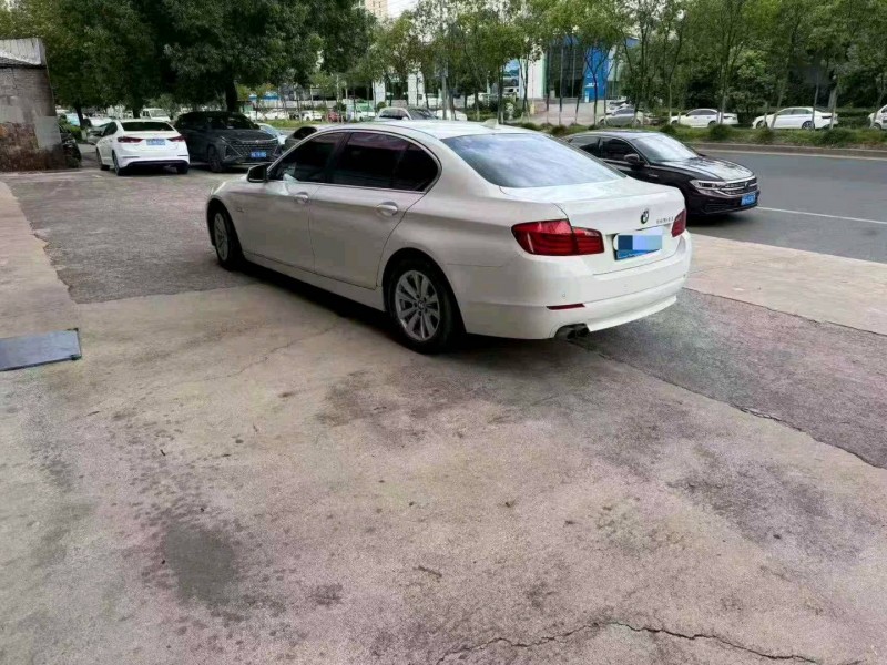 臺州13年寶馬5系9