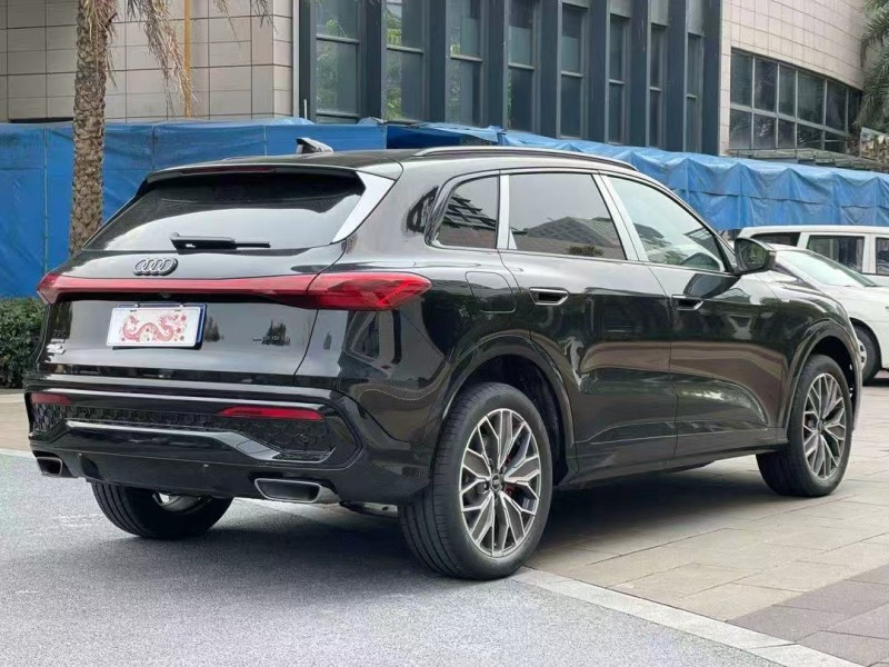 佛山26年奥迪Q58