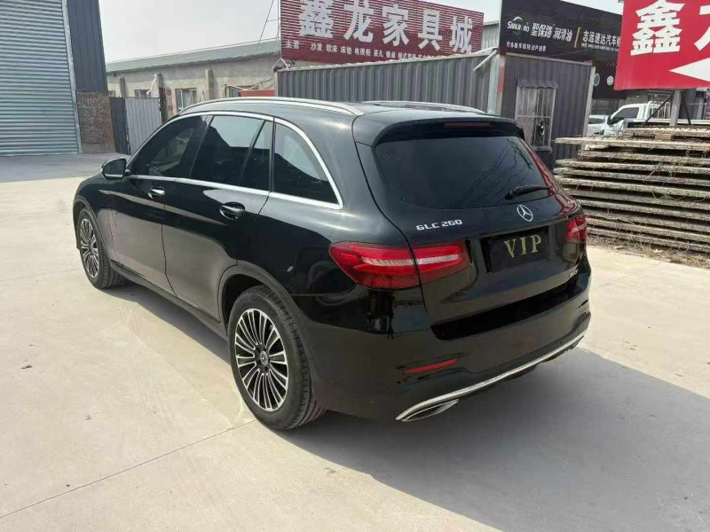 天津18年奔驰GLC8