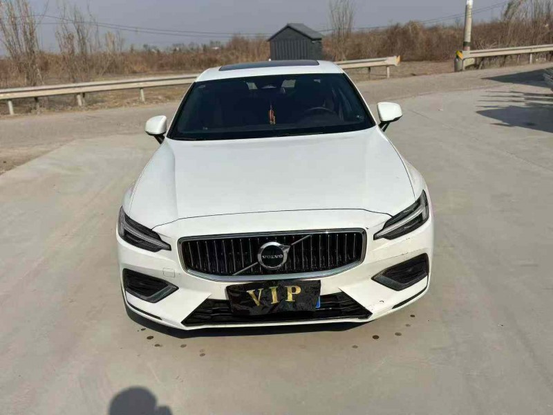 天津23年沃尔沃S60L1