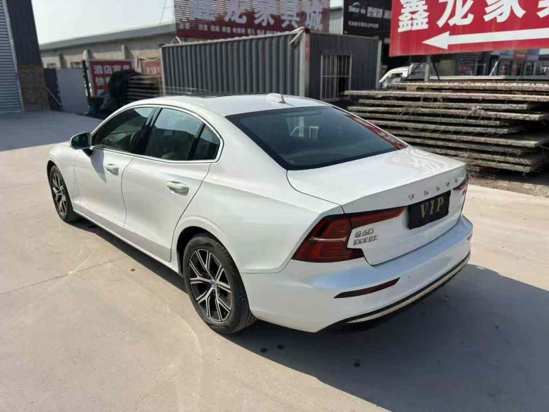 天津23年沃尔沃S60L8