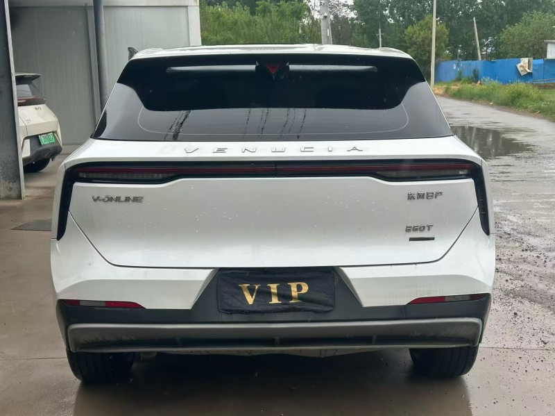 新乡23年启辰大V8