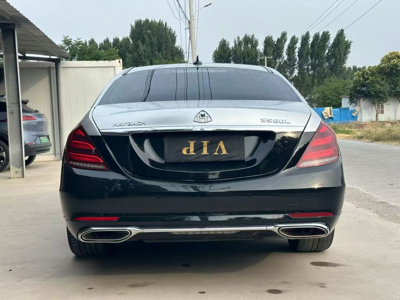 新乡19年奔驰S9