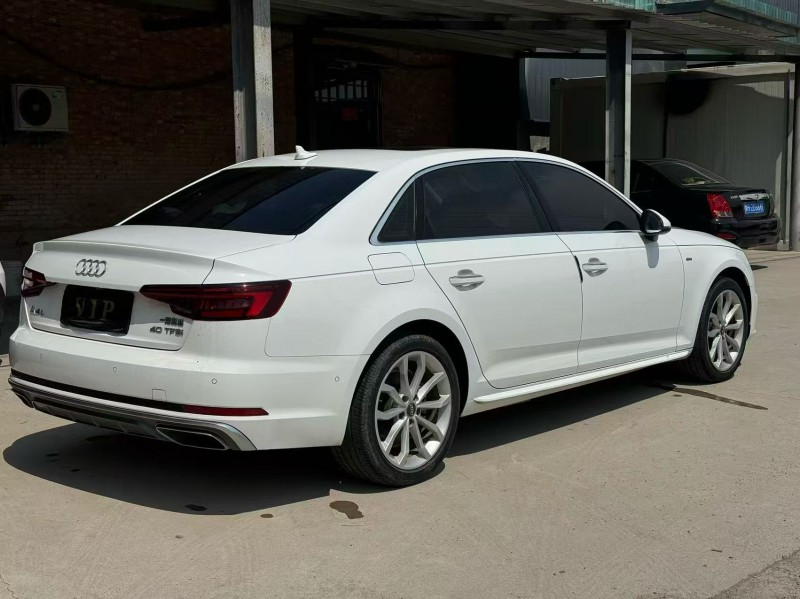 新乡20年奥迪A4L9
