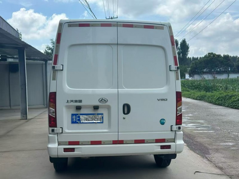 新乡24年大通V808
