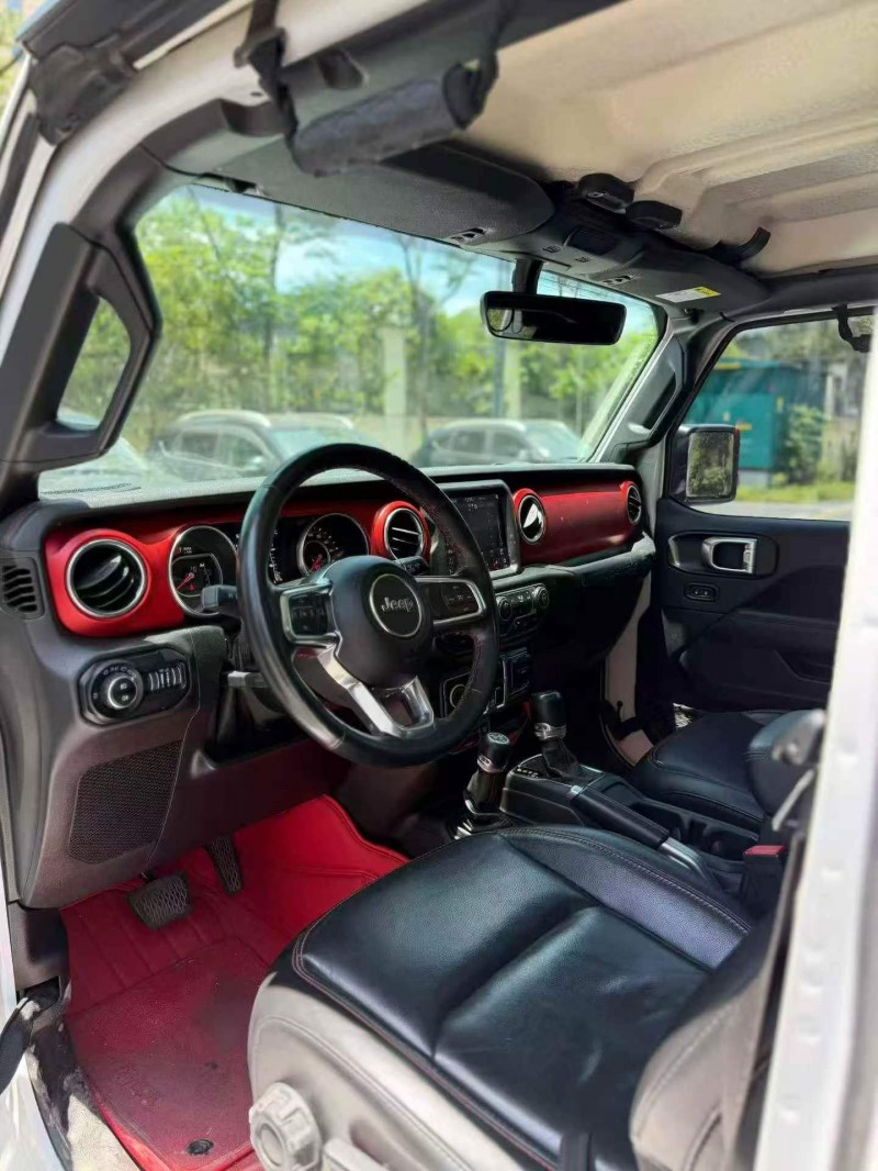 岳阳20年Jeep牧马人6