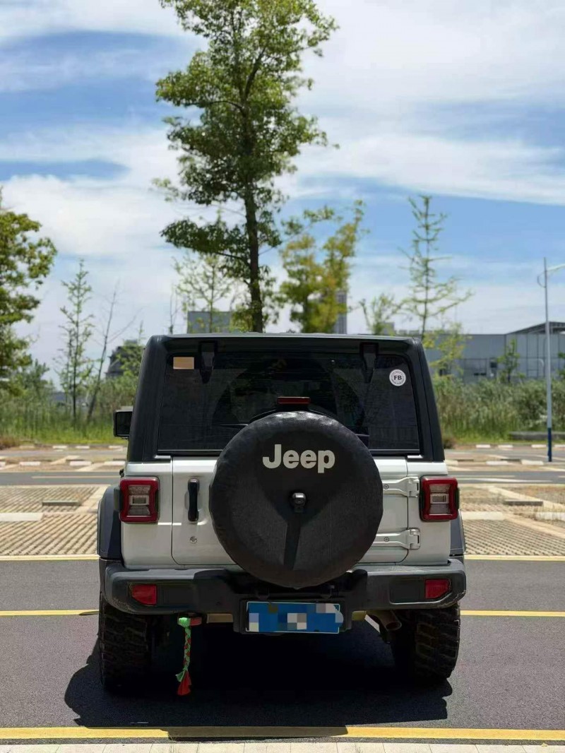岳阳20年Jeep牧马人8