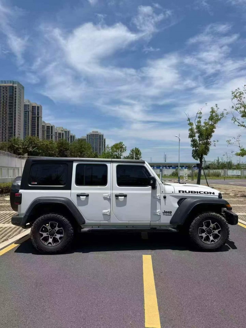 岳阳20年Jeep牧马人9