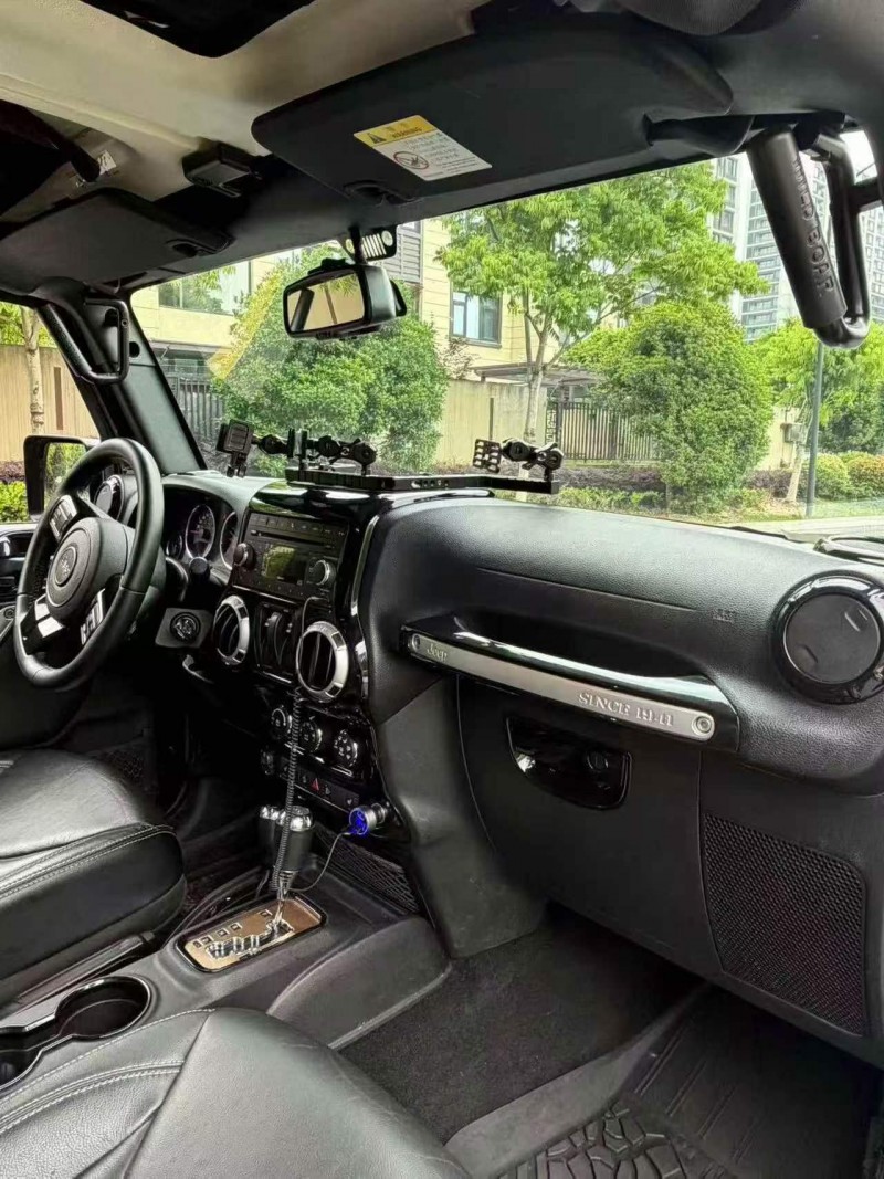衡阳16年Jeep牧马人5