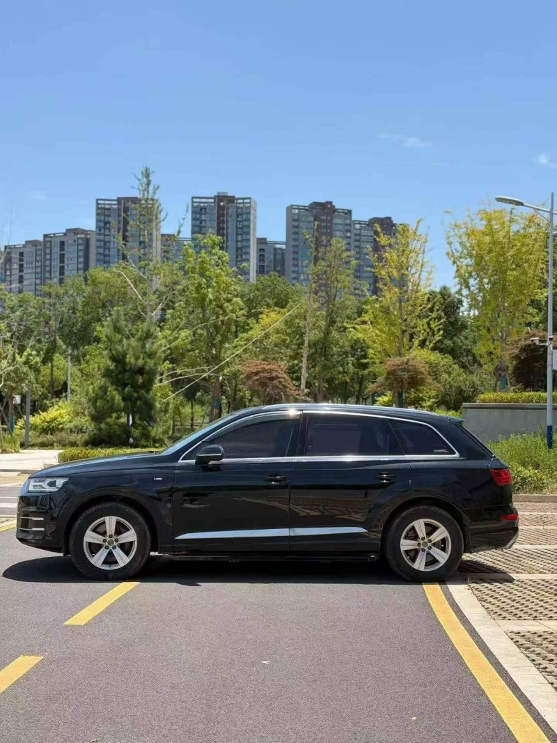 常德18年奥迪Q72
