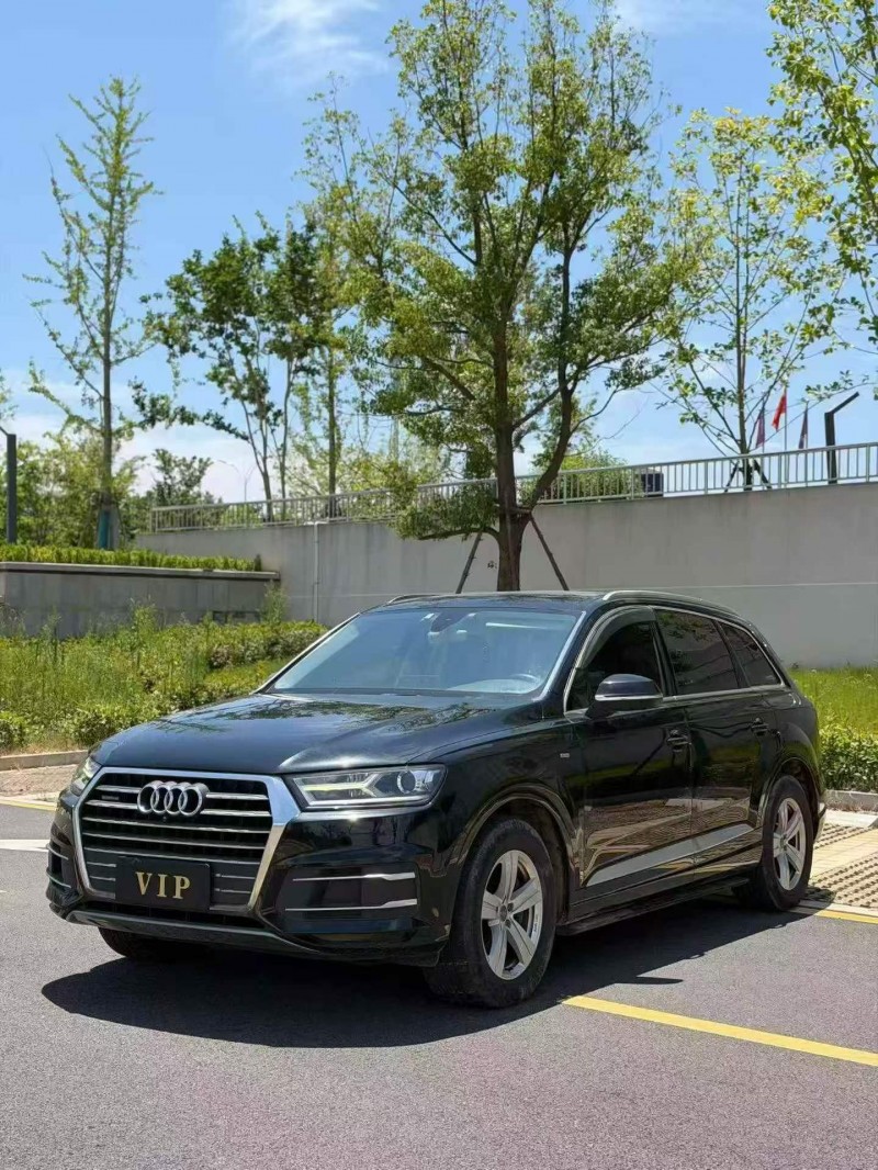 常德18年奥迪Q73