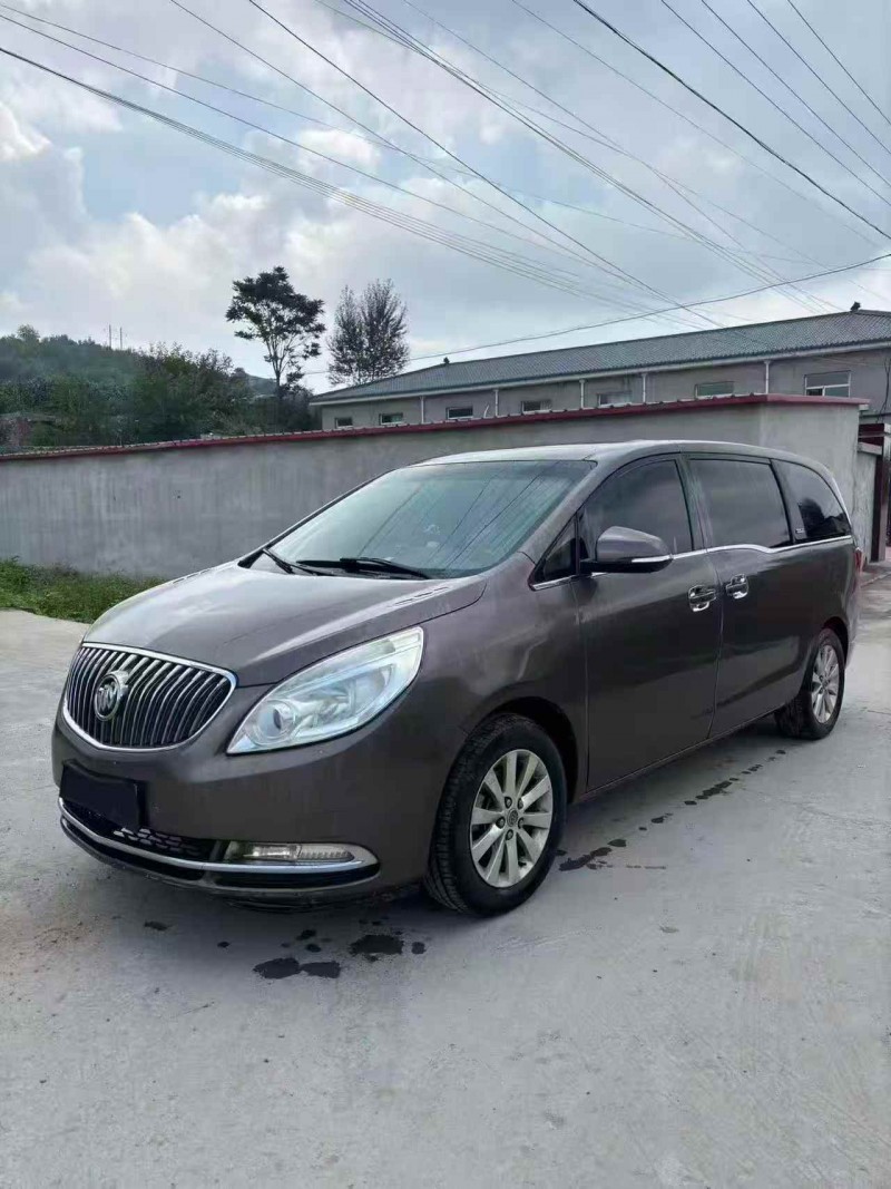 邢台15年别克GL82