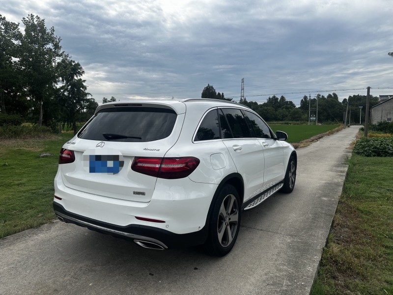 盐城17年奔驰GLC9