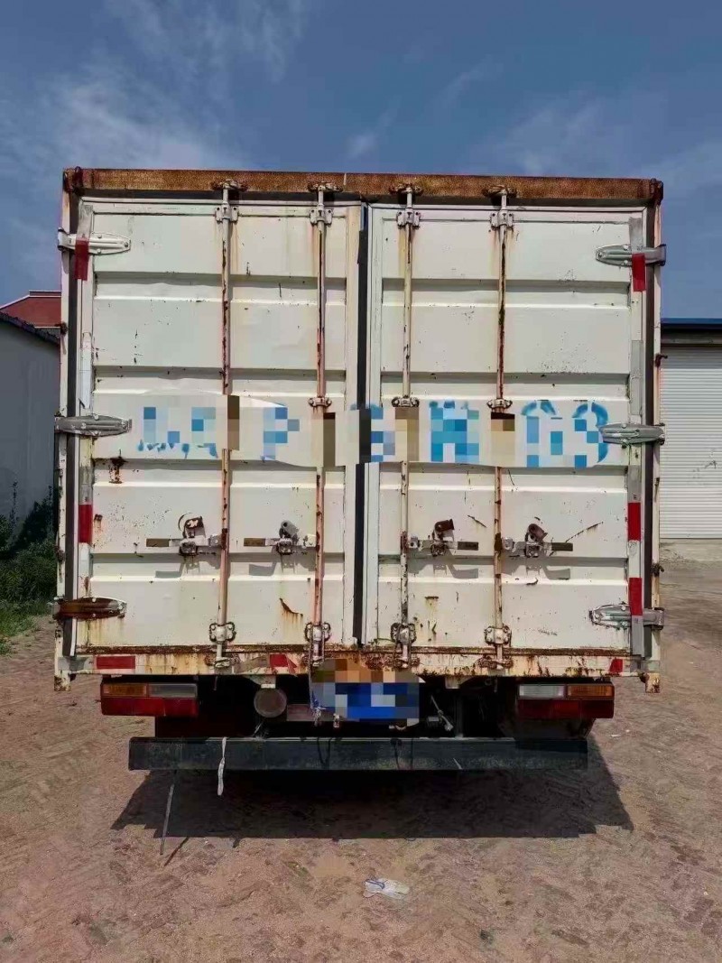 东营21年卡车系列大运汽车7