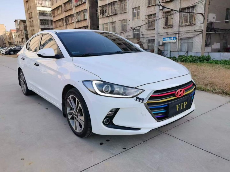 襄阳18年现代朗动2