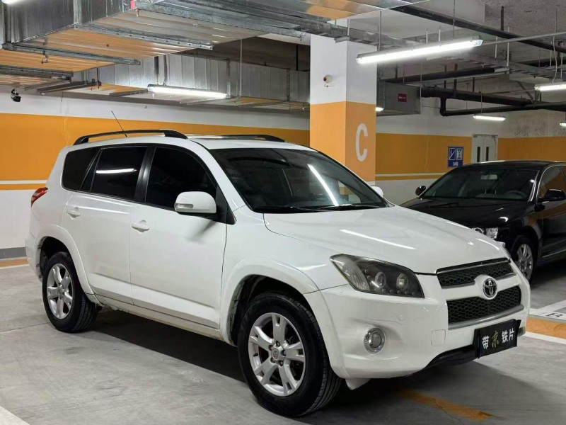 北京12年丰田RAV43