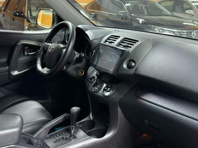 北京12年丰田RAV49
