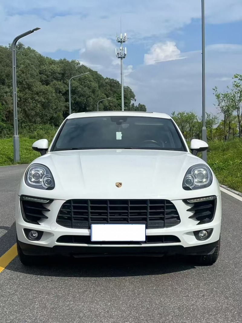 江门17年保时捷Macan1