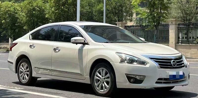 鄭州16年日產天籟3
