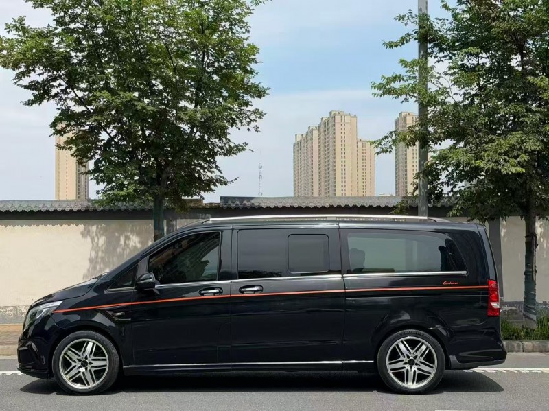 郑州18年奔驰罗伦士3