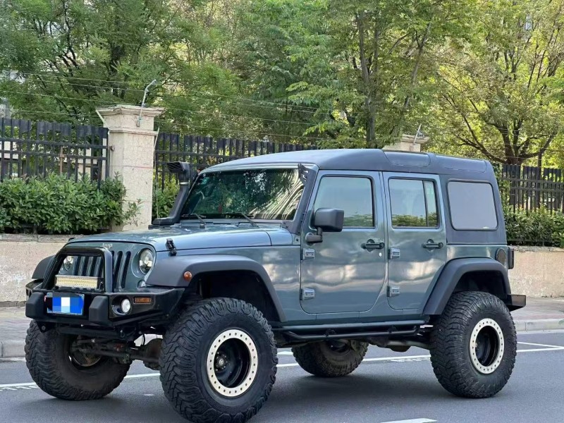 郑州14年Jeep牧马人2