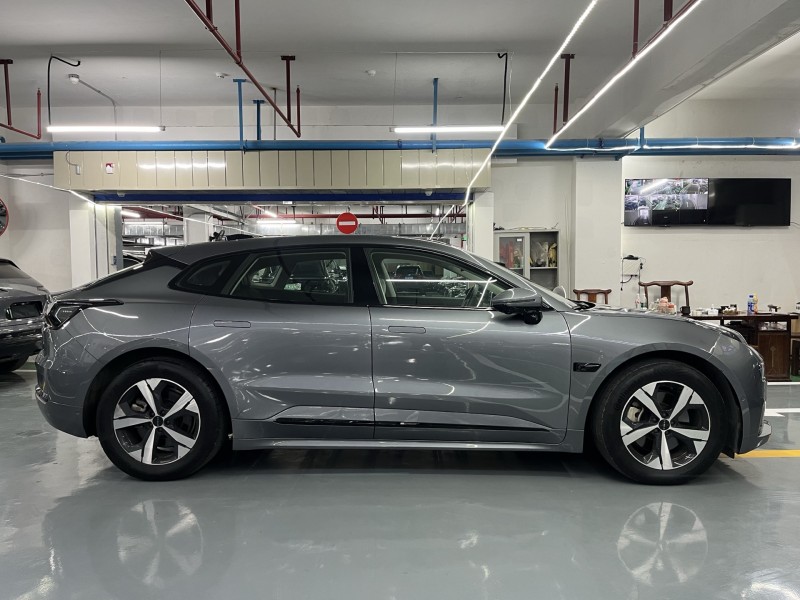 广州22年极氪汽车0016