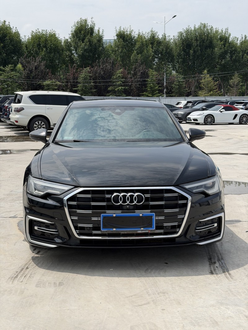 新乡21年奥迪A6L1