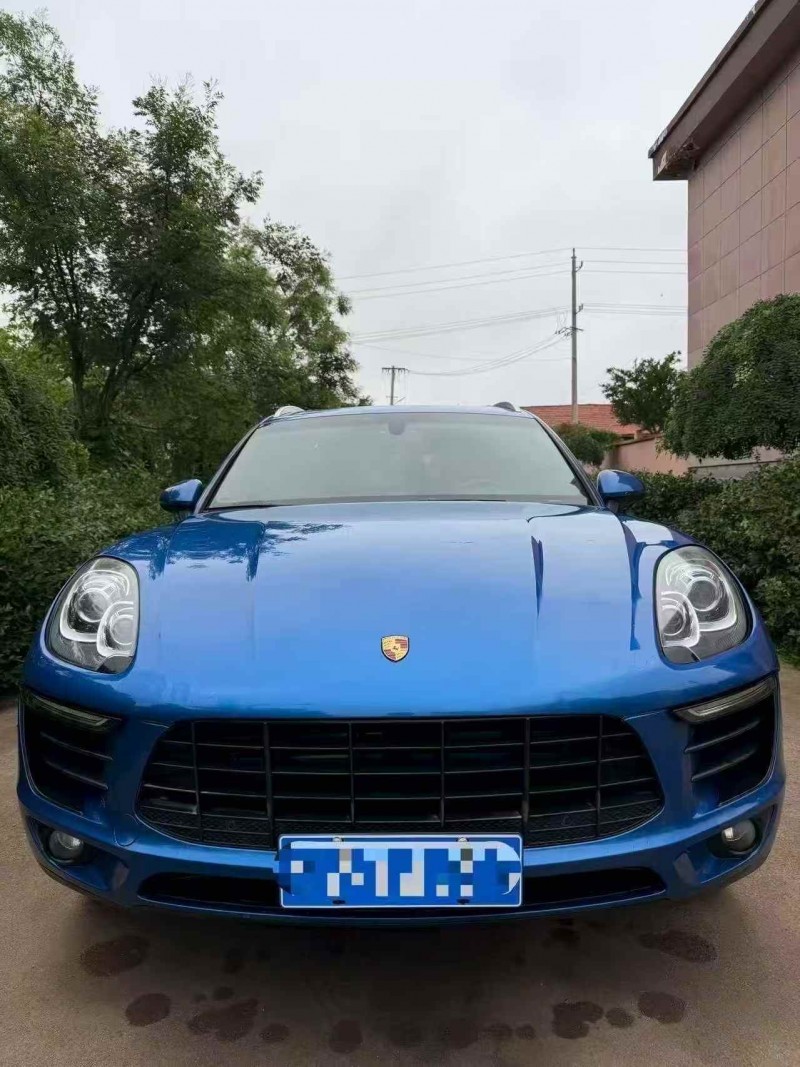 东营15年保时捷Macan1
