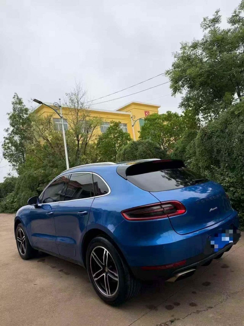 东营15年保时捷Macan8