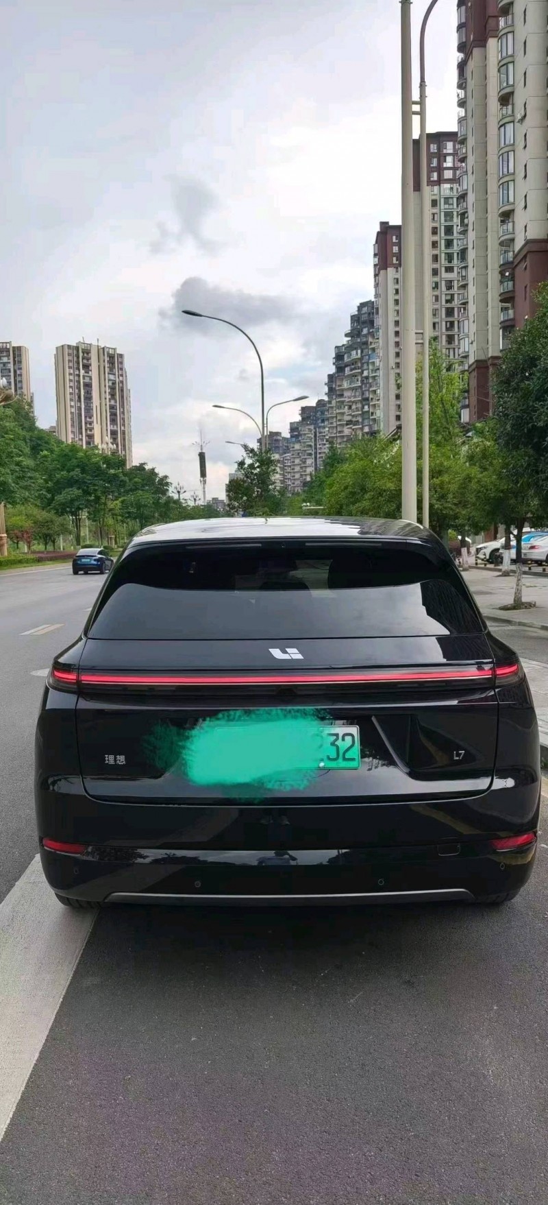 娄底25年理想L76