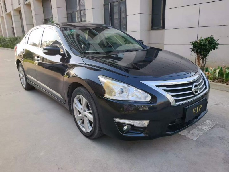 襄陽16年日產天籟2