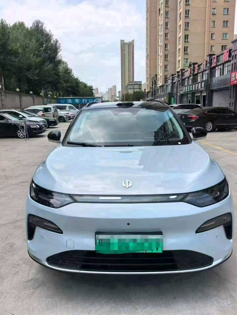 鹤壁26年零跑汽车C111