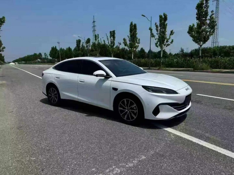 苏州25年比亚迪海豹3
