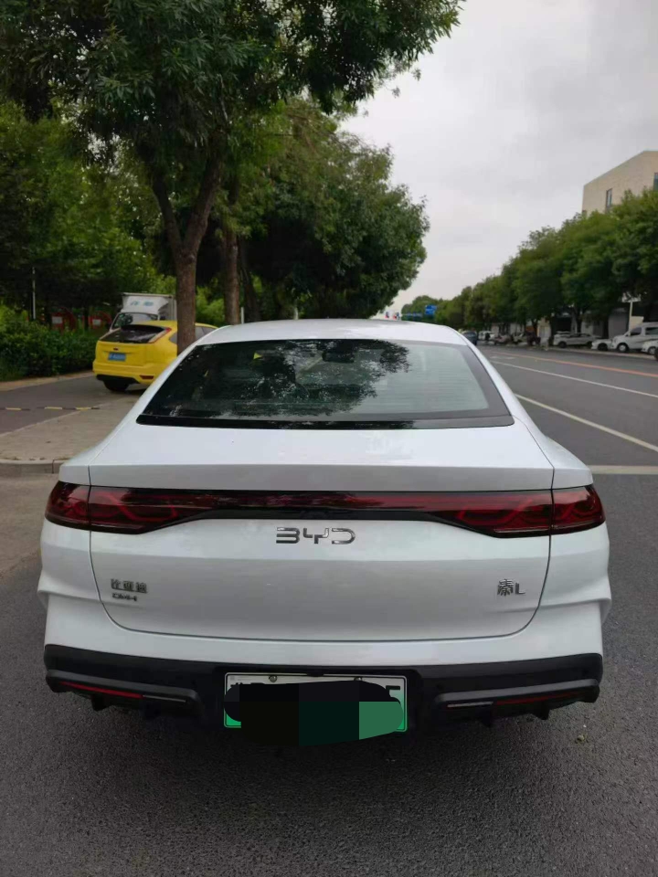 枣庄25年比亚迪秦8