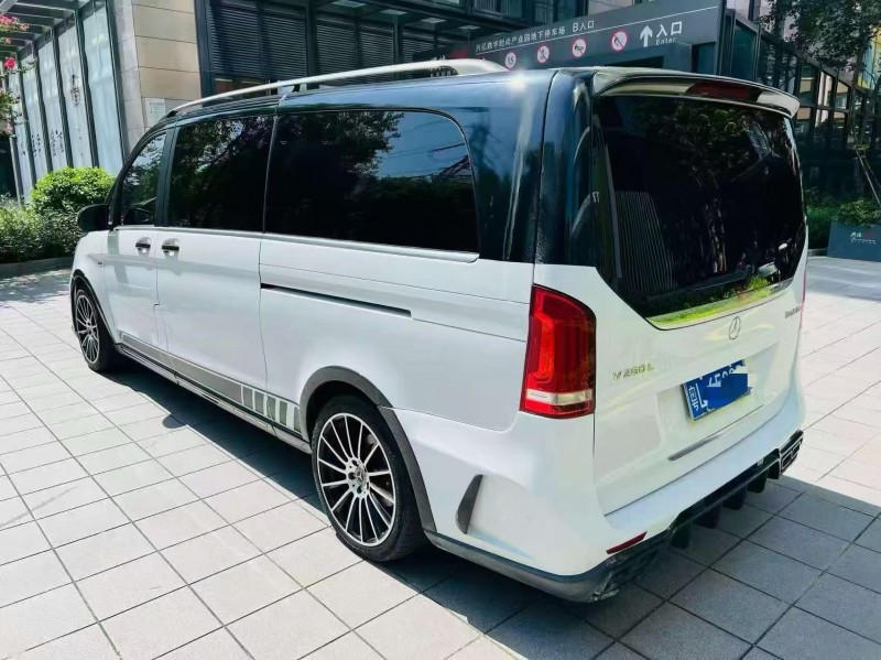 佛山21年奔驰V7