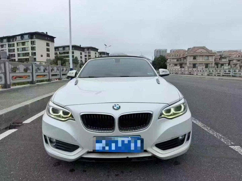 青島16年寶馬2系1