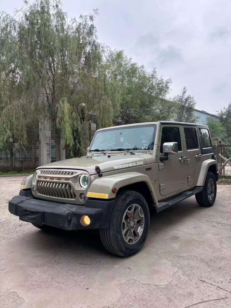 通辽17年Jeep牧马人2