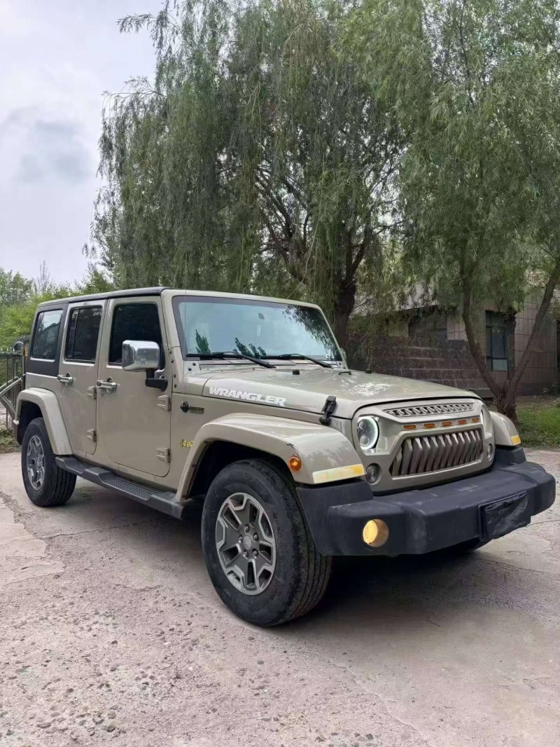 通辽17年Jeep牧马人3