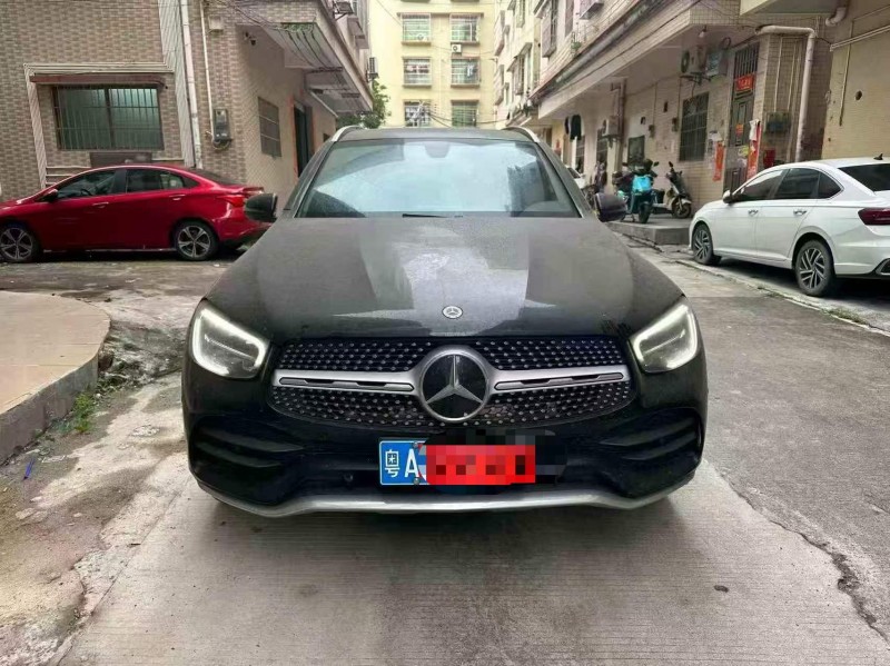广州23年奔驰GLC1