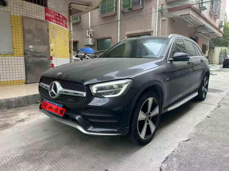 广州23年奔驰GLC2